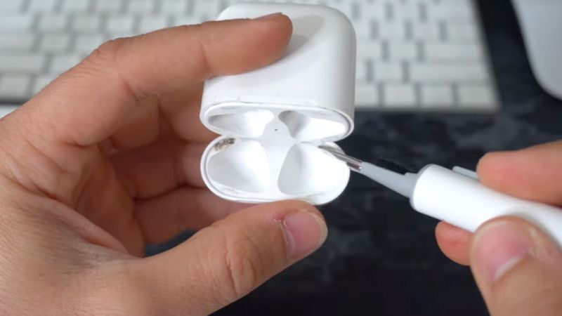 AirPods 3 Case Cleaning