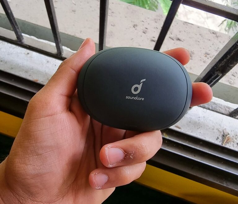 How To Fix Soundcore Liberty Air/Pro Not Charging?