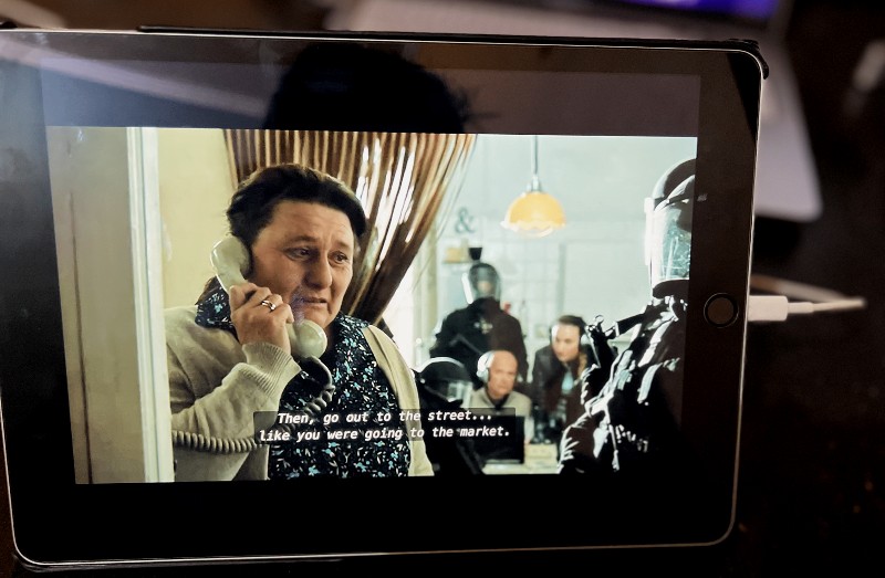 Watching Netflix on iPad While Charging