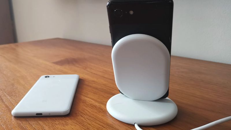 Pixel 6 Pro Wireless Charging Stand
